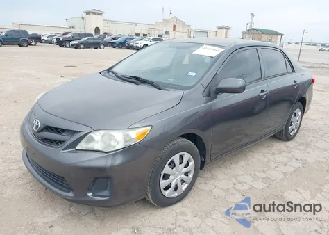 2013 Toyota Corolla L z USA, uszkodzony, nr VIN 5YFBU4EE4DP092394